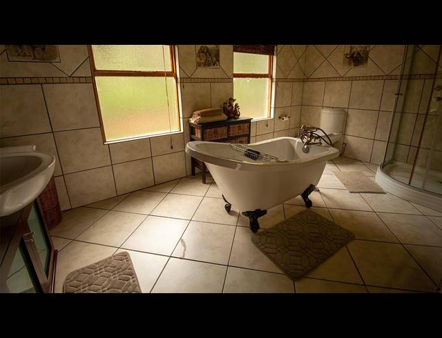 M² FARM FOR SALE IN MOOKGOPONG RURAL